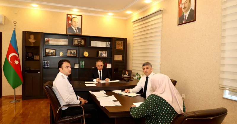 Baş prokuror Xaçmazda vətəndaşları qəbul etdi FOTOLAR
