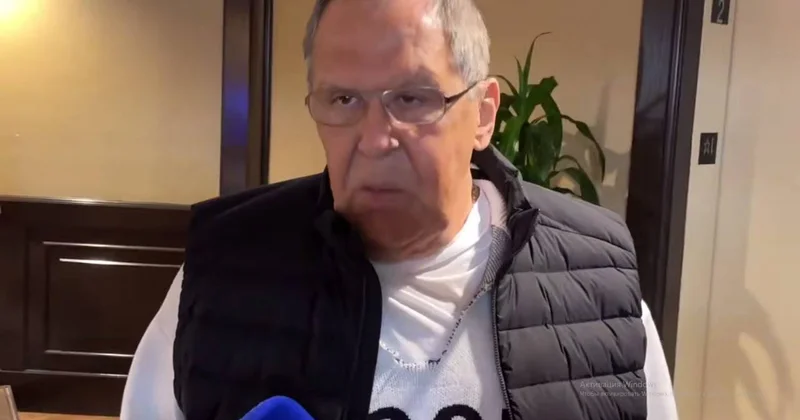 Lavrov Alyaska görüşünə “SSRİ” ilə gəldi GÖRÜNTÜLƏR