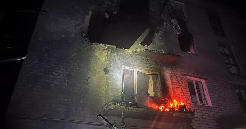 Россия ударила по многоэтажке в Марганце: есть погибший и раненые ФОТО