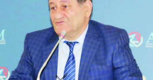 Qəzetçinin həqiqət savaşı
