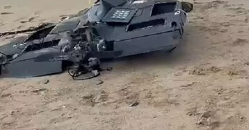 На пляже в Стамбуле нашли неопознанный БПЛА