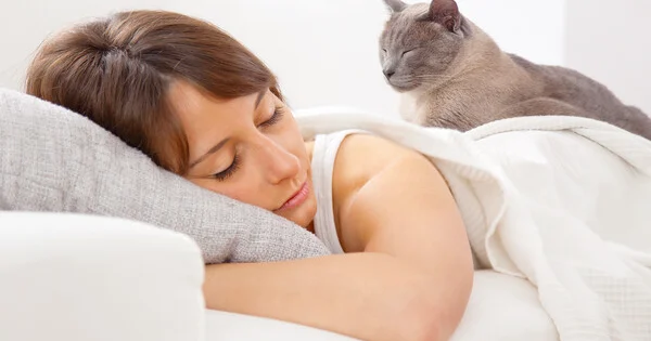 Ağ qara yuxular görmək normaldırmı?