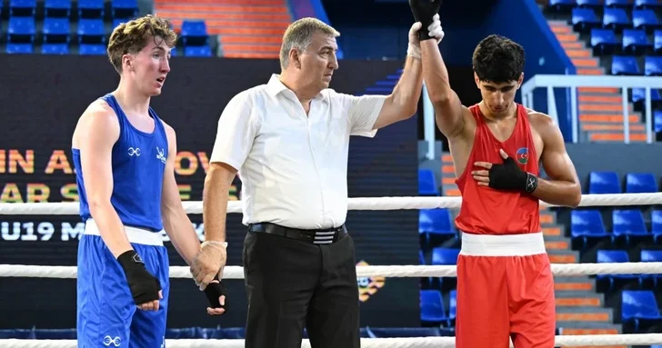 Три боксера Азербайджана одержали победы на Евро U19