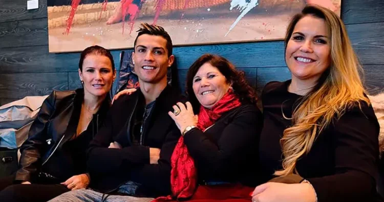 Ronaldonun ailəsi onun toyunda iştirak ETMƏDİ