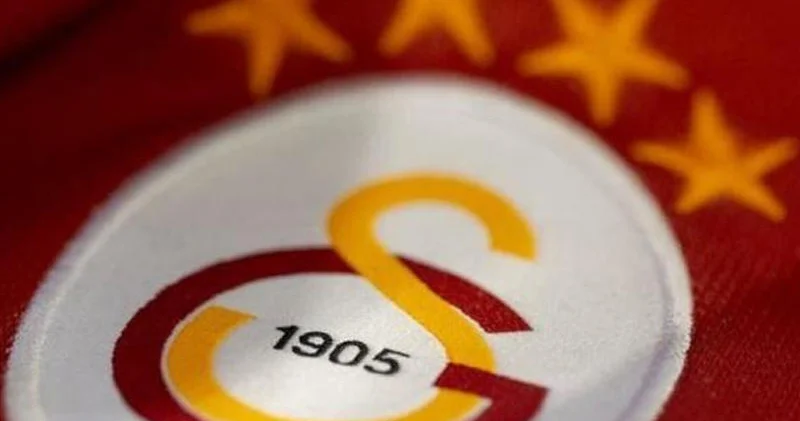 Qalatasaray sabiq futbolçusuna üz tutdu