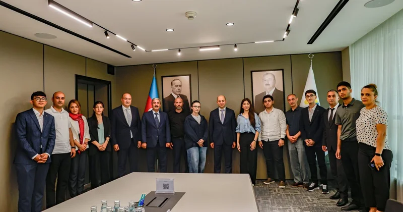 Bakı Metropolitenində qürurverici an FOTOLAR