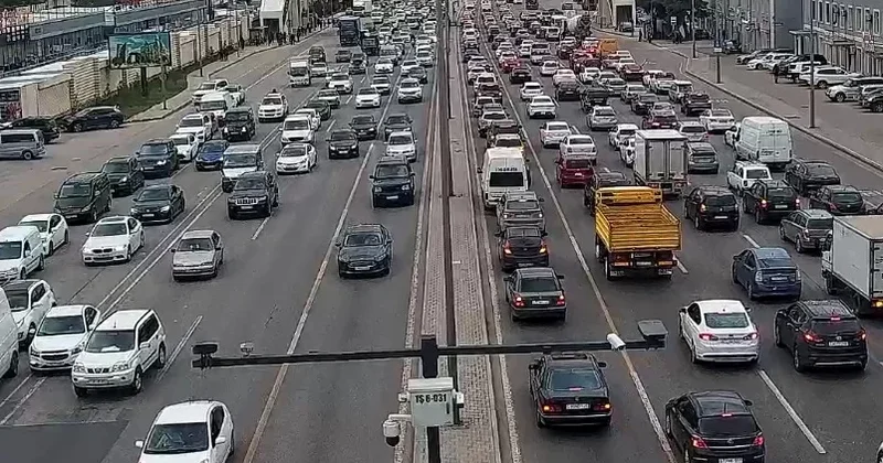 Bu küçələrdə sıxlıq var SİYAHI FOTO