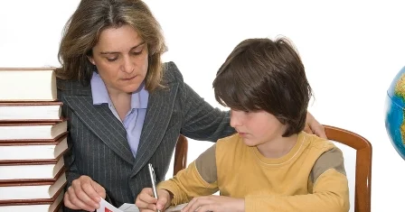 Repetitorluq yalnız müəyyən ehtiyac olan uşaqlar üçün olmalıdır TƏHSİL EKSPERTİ AÇIQLADI