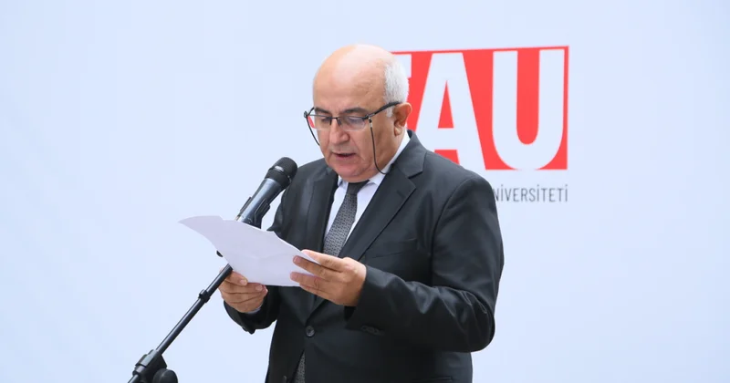Türkiyə Azərbaycan Universitetinə yüksək balla qəbul olunan tələbələr mükafatlandırılıb