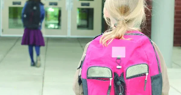 Uşağını məktəbə aparırsansa, bu qaydaları pozma!