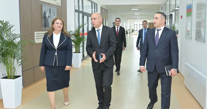 Elm və təhsil naziri Xıdırlı kənd tam orta məktəbində olub