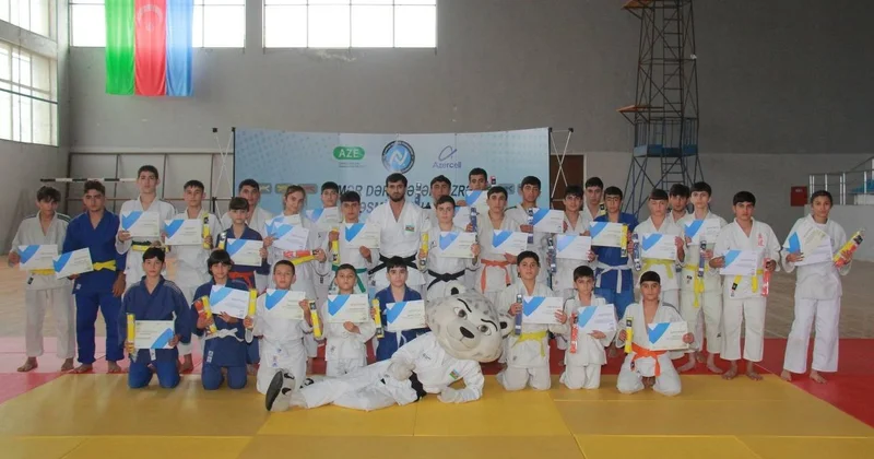 Qarabağ və Şərqi Zəngəzur bölgəsinin cüdoçuları kəmər imtahanı veriblər FOTO