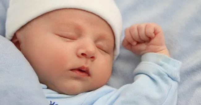 Yeni doğulan körpələrdə birinci beyin görür