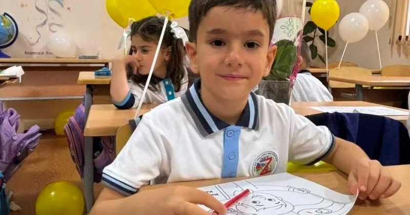 Onlar da övladlarını 1 ci sinfə yola saldılar FOTOLAR