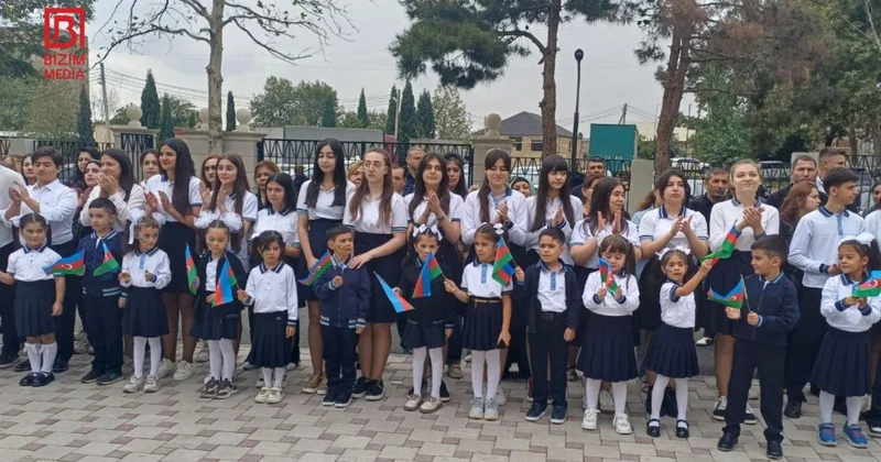Gəncədə yeni istifadəyə verilən 24 saylı məktəbdə ilk zəng çalındı FOTO