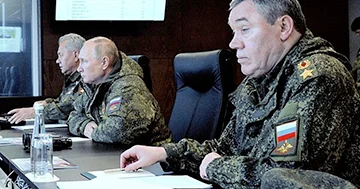 Putin özünü köhnə general və məmurlarla əhatə edir...