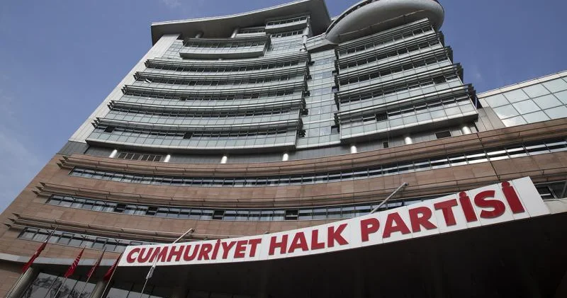 CHP nin qurultaylarının ləğvi tələbi Məhkəmə təxirə salınıb