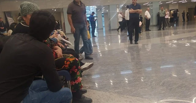 TƏBİB in sistemi yenə çökdü Xəstəxanalarda növbələr yarandı (FOTO)