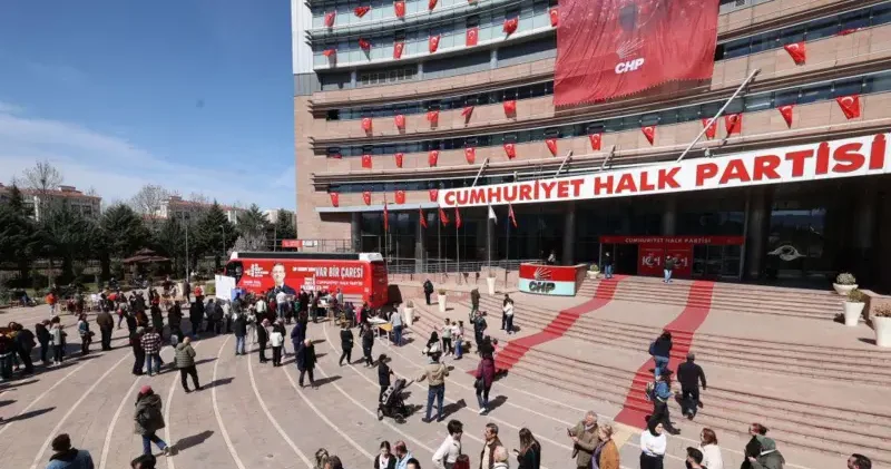 Bütün diqqətlər CHP də: Məhkəmədə partiyanın taleyi həll olunacaq