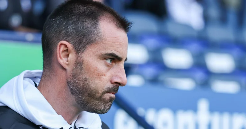 Neftçi və Qarabağ da işləmiş mütəxəssis İngiltərə klubundan qovuldu