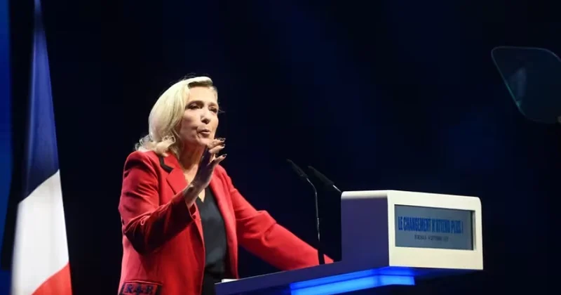 Fransada siyasi gərginlik yenidən artıb