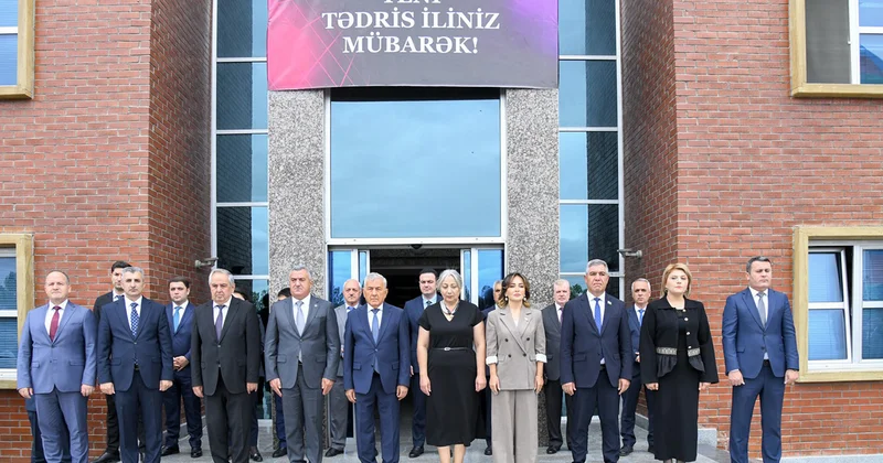 BMU da yeni tədris ilinin başlanması qeyd olundu Fotolar