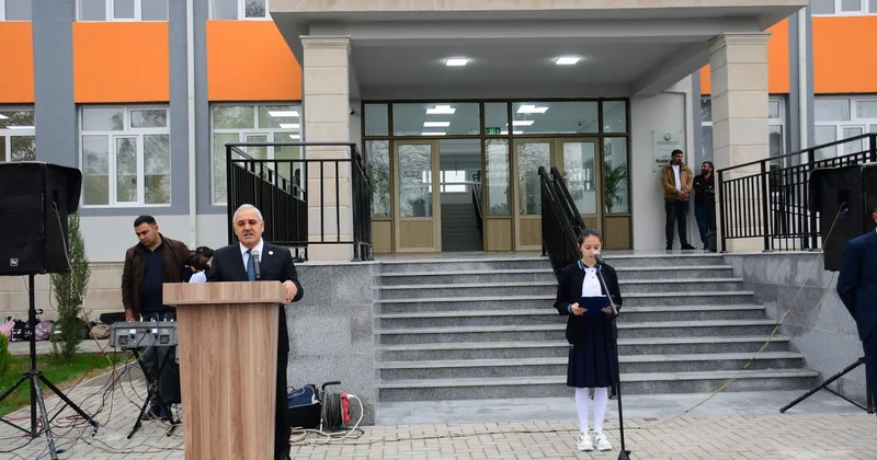Ağdamda yeni məktəb binasının açılışı olub FOTOLAR