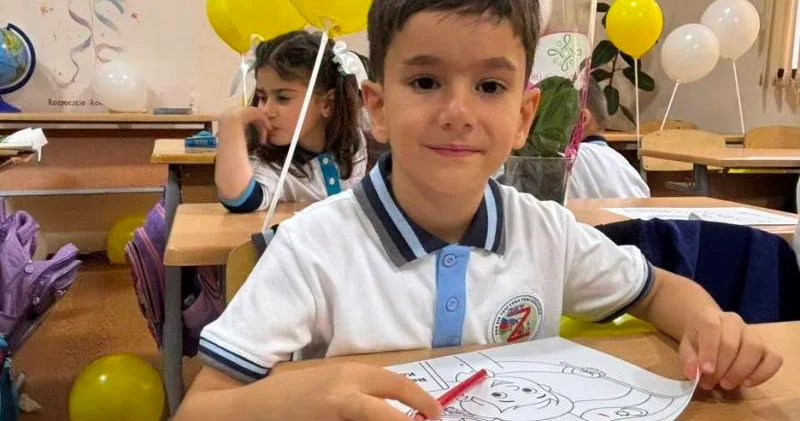 Onlar da övladlarını 1 ci sinfə yola saldılar FOTOLAR
