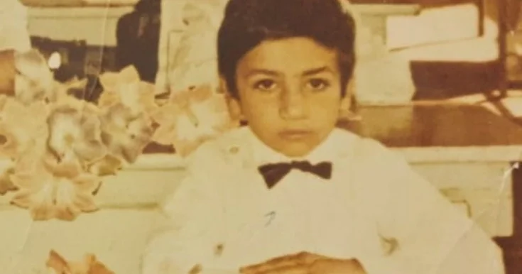 32 il əvvəlki fotosunu paylaşdı