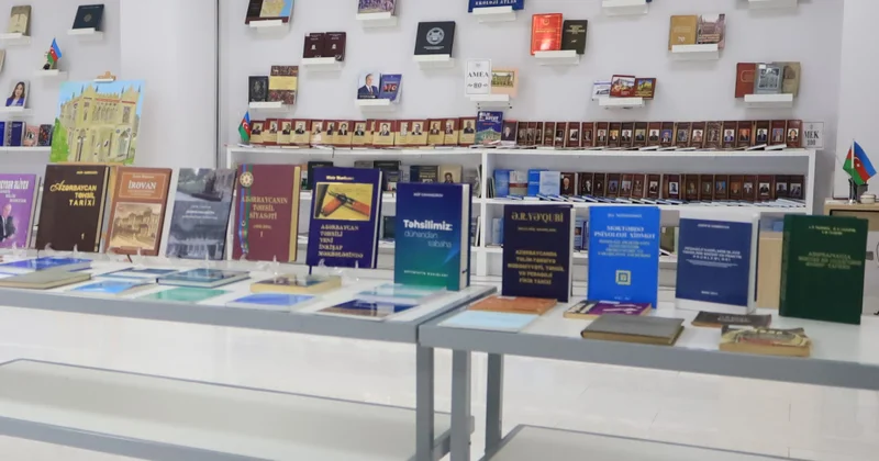MEK də Bilik Günü münasibətilə sərgi açılıb