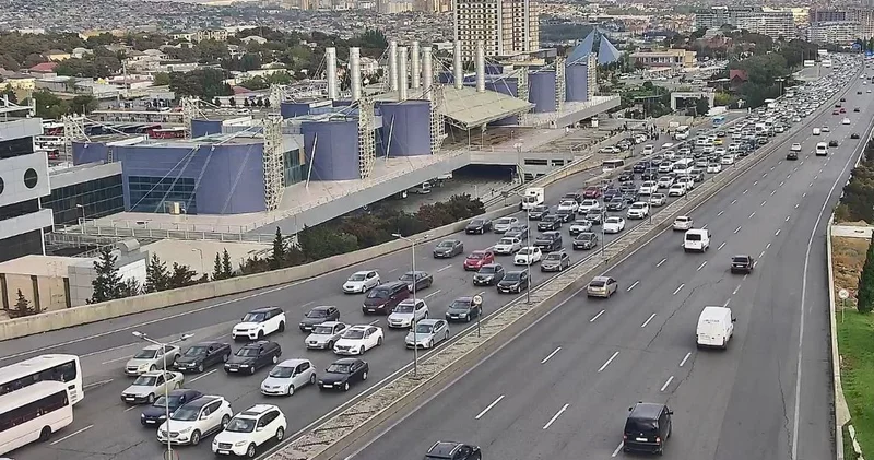 İlk dərs günündə Bakı yollarında VƏZİYYƏT AÇIQLANDI