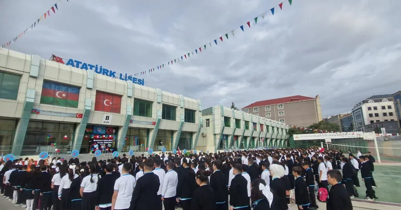 Nuru Paşa və silahdaşları anıldı FOTO