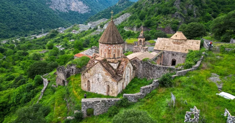 Tarix yazılan saxta kağızda deyil, xalqın yaddaşında yaşayır