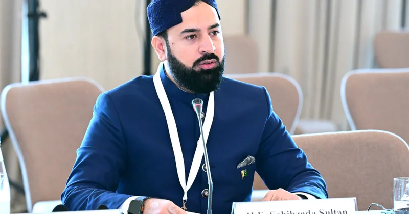 Pakistanlı alim: Tarazlıq və mötədillik İslamın gözəlliyidir
