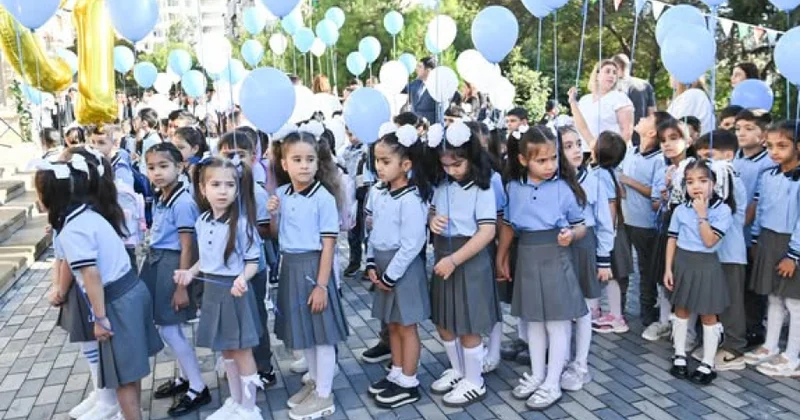 Paytaxt məktəblərində Bilik Günü
