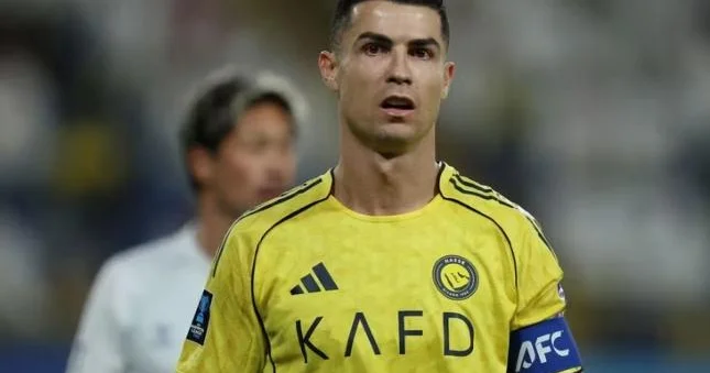 Ronaldonun klubu ağır məğlubiyyətlə üzləşdi