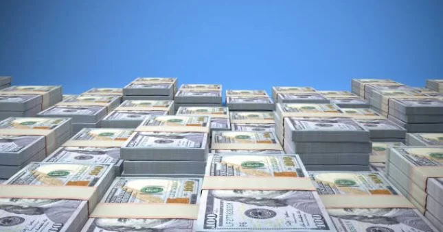 Azərbaycana daxil olan xarici valyuta çıxan valyutanı 1,4 milyard dollar üstələyib