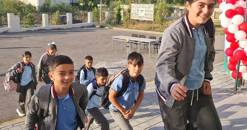 Şərqi Zəngəzurda 1507 şagird dərsə başladı
