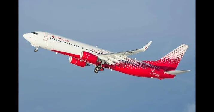 Boeing 737 İrana təcili eniş etdi