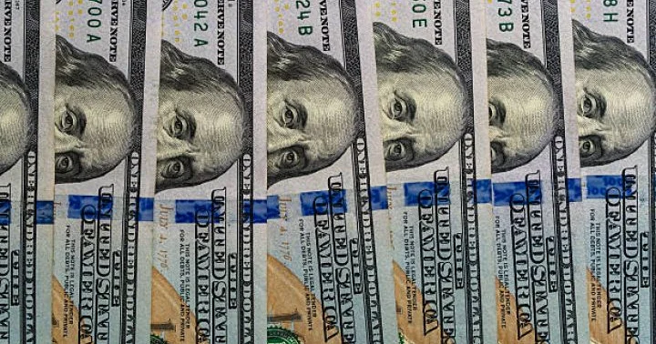 Neft qaz gəlirləri tədiyə balansını gücləndirdi Profisit 9 milyard dolları keçdi