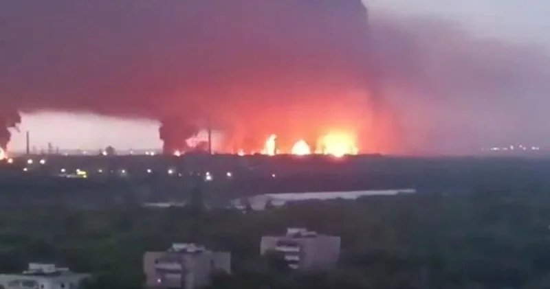Tramp çağırış etmişdi, Ukrayna yenə neft emalı zavodunu vurdu Video