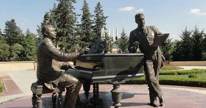 Bir daha Himnimiz haqqında
