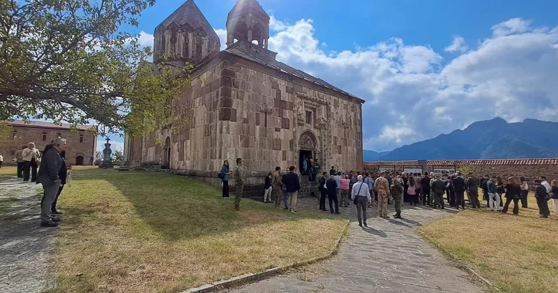 Gəncəsərin daşları: Saxta tarix həqiqəti susdura bilmədi