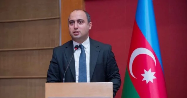 Nazirdən Bilik Günü münasibətilə TƏBRİK