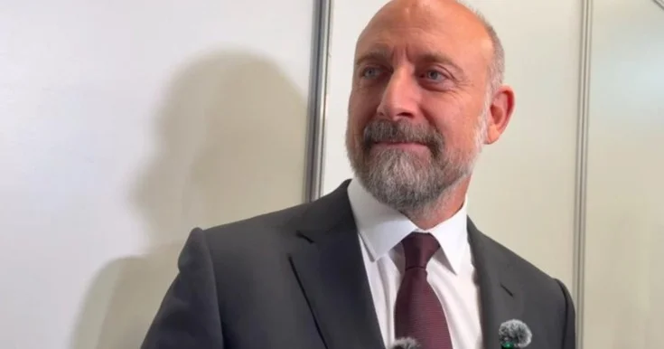 Halit Ergenç Rusiyada Video