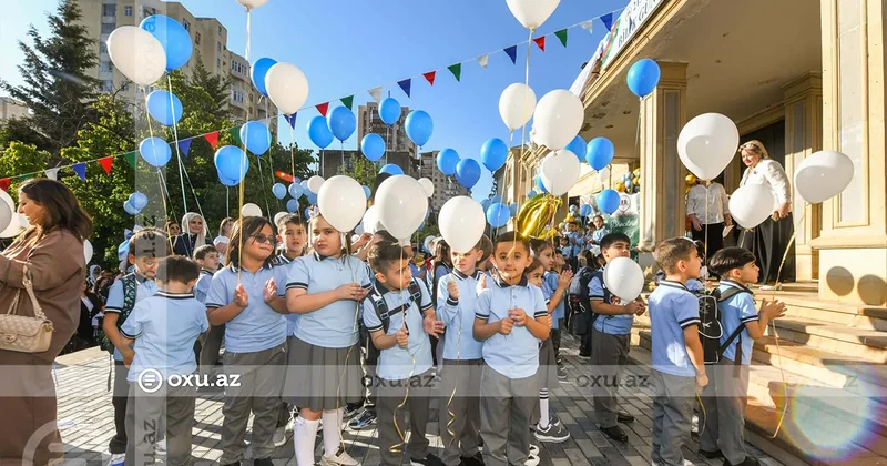 Məktəbə ilk addım: Balaca ürəklərin böyük həyəcanı FOTO VİDEO