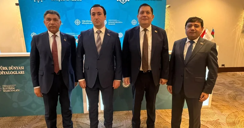 Deputatlar Türk dünyası tədbirində FOTOLAR