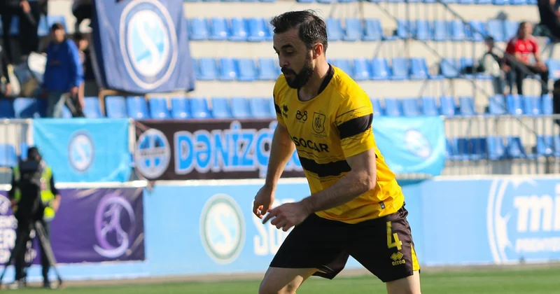 Camalov sabiq klubuna qayıtdı