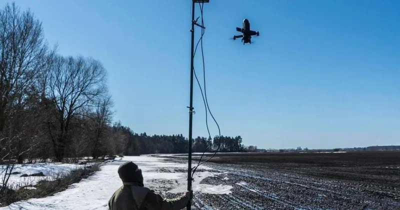 Reuters: Ukrayna Rusiyanın reaktiv PUA larına qarşı yeni tutucu dronların sınağında uğursuz olub