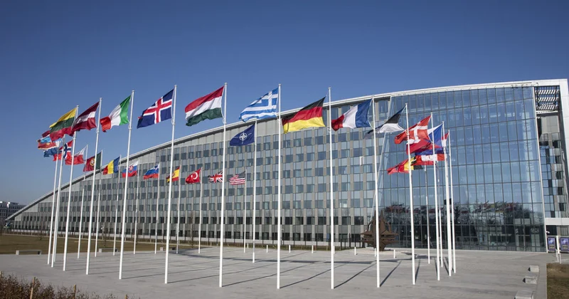 Brüsseldə NATO ya üzv ölkələrin müdafiə nazirlərinin iclası keçiriləcək